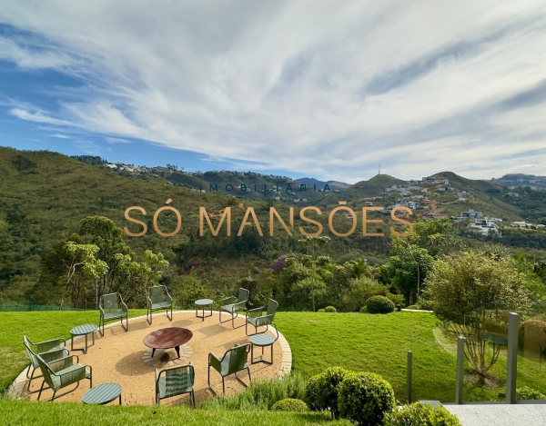 Casa à Venda no Vale dos Cristais, Nova Lima/MG — 802m², 4 Suítes, Piscina com Borda Infinita e Vista Panorâmica.