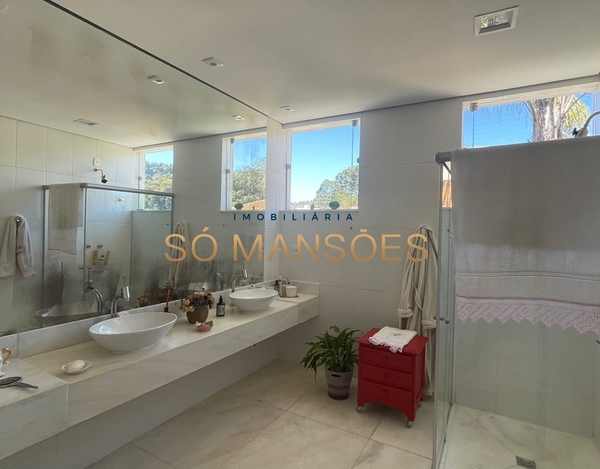 CASA DE LUXO NO ALPHAVILLE, NOVA LIMA - OPORTUNIDADE ÚNICA