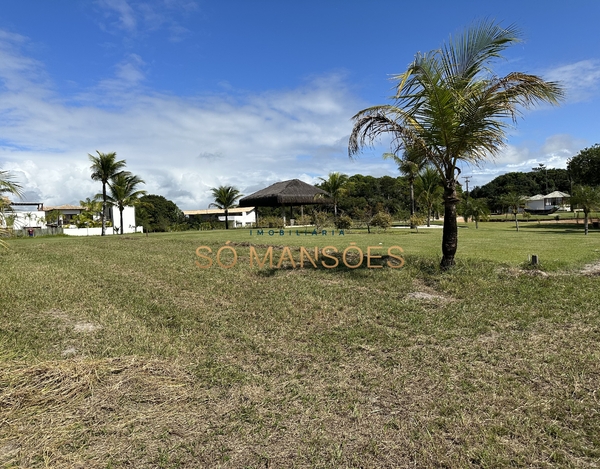 Lote de 230m² à venda no condomínio Outeiro das  Brisas - Trancoso/BA.