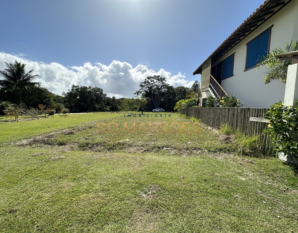 Lote de 230m² à venda no condomínio Outeiro das  Brisas - Trancoso/BA.