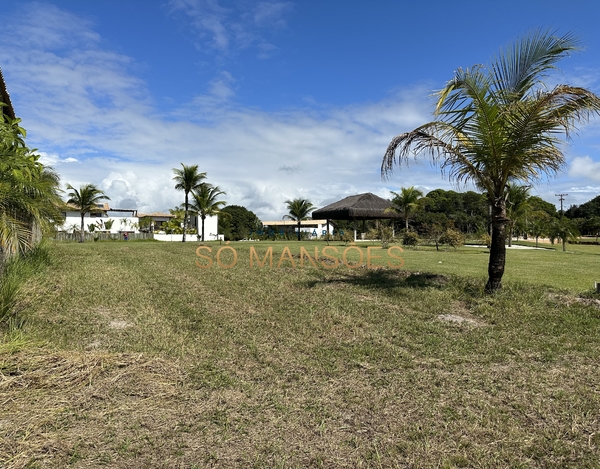 Lote de 230m² à venda no condomínio Outeiro das  Brisas - Trancoso/BA.