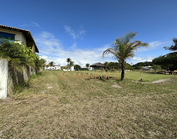 Lote de 230m² à venda no condomínio Outeiro das  Brisas - Trancoso/BA.