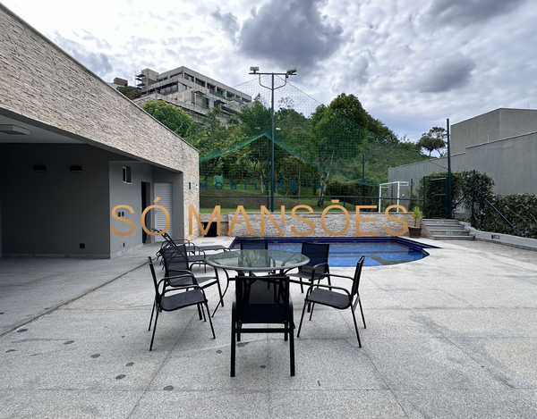 CASA À VENDA NO CONDOMÍNIO VALE DOS CRISTAIS NOVA LIMA / MG