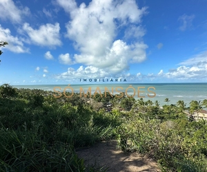 Lote de 10567m² com vista mar à venda no condomínio Balcão da Lua - Arraial DAjuda/BA.