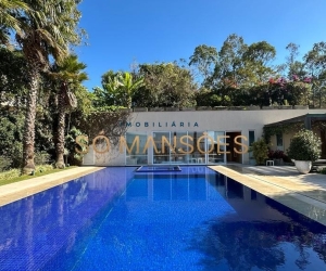 Casa de Luxo de 1.172 m² à Venda com 5 Suítes e Vista Panorâmica no Riviera, Nova Lima - MG