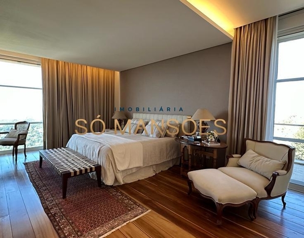 EXCLUSIVIDADE ÚNICA! CASA LUXUOSA COM VISTA INCOMPARÁVEL NO CONDOMÍNIO RIVEIRA.