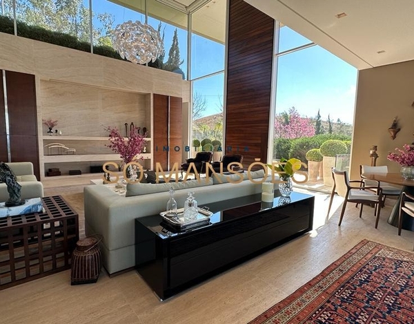 EXCLUSIVIDADE ÚNICA! CASA LUXUOSA COM VISTA INCOMPARÁVEL NO CONDOMÍNIO RIVEIRA.