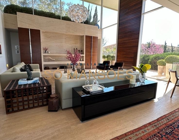 EXCLUSIVIDADE ÚNICA! CASA LUXUOSA COM VISTA INCOMPARÁVEL NO CONDOMÍNIO RIVEIRA.