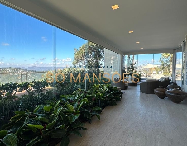 EXCLUSIVIDADE ÚNICA! CASA LUXUOSA COM VISTA INCOMPARÁVEL NO CONDOMÍNIO RIVEIRA.
