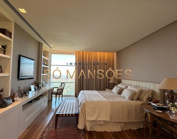 EXCLUSIVIDADE ÚNICA! CASA LUXUOSA COM VISTA INCOMPARÁVEL NO CONDOMÍNIO RIVEIRA.