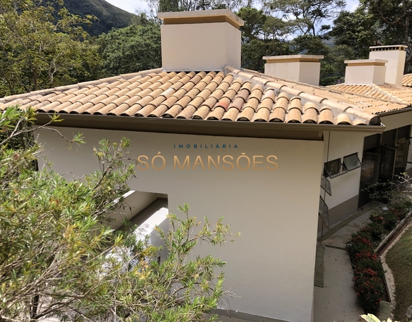 Excelente casa a venda no condomínio Canto das Aguas em Rio Acima.