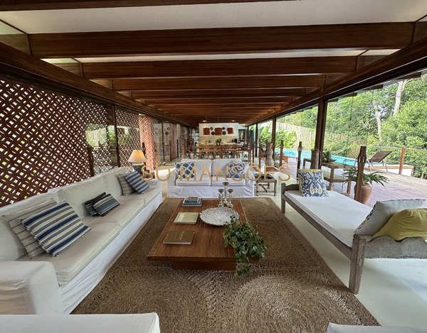 Linda casa de 393m² à venda no condomínio Altos de Trancoso - Trancoso/BA