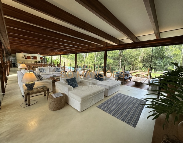 Linda casa de 393m² à venda no condomínio Altos de Trancoso - Trancoso/BA