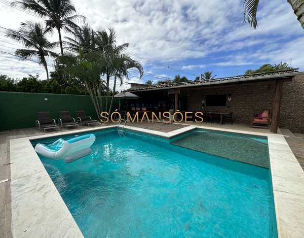 Casa de 402m² à venda no condomínio Coqueiral - Trancoso/BA.