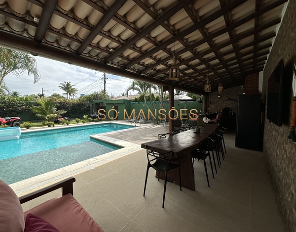 Casa de 402m² à venda no condomínio Coqueiral - Trancoso/BA.