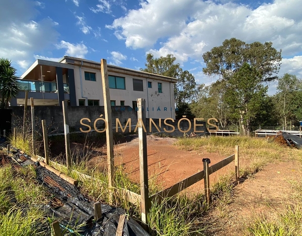 LOTE DISPONÍVEL PARA VENDA NO CONDOMÍNIO ALPHAVILLE – LAGOA DOS INGLESES