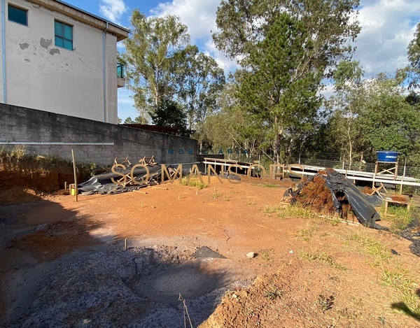 LOTE DISPONÍVEL PARA VENDA NO CONDOMÍNIO ALPHAVILLE – LAGOA DOS INGLESES
