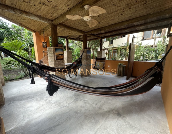 Casa com 5 suítes à venda no condomínio Outeiro das Brisas - Trancoso/BA.