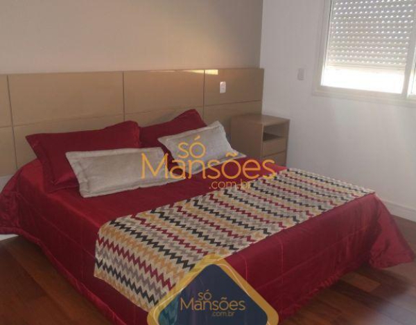 CASA À VENDA NO CONDOMÍNIO QUINTAS DO SOL / ALTO PADRÃO DE ACABAMENTO