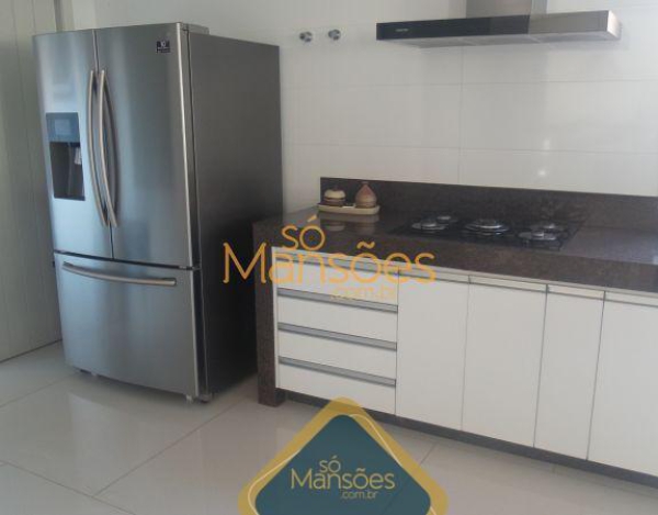 CASA À VENDA NO CONDOMÍNIO QUINTAS DO SOL / ALTO PADRÃO DE ACABAMENTO