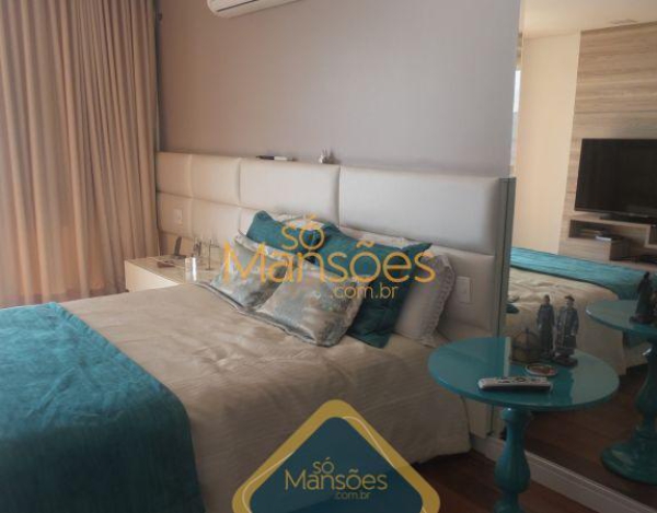 CASA À VENDA NO CONDOMÍNIO QUINTAS DO SOL / ALTO PADRÃO DE ACABAMENTO