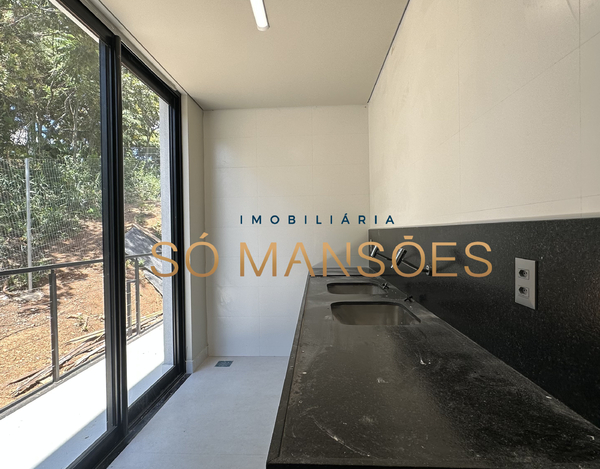 CASA DE 514m² À VENDA NO CONDOMÍNIO MIRANTE DA MATA.