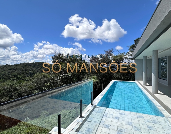CASA DE 514m² À VENDA NO CONDOMÍNIO MIRANTE DA MATA.