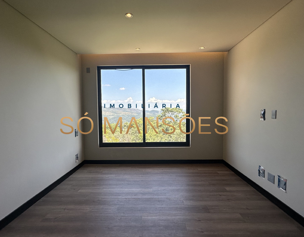 CASA DE 514m² À VENDA NO CONDOMÍNIO MIRANTE DA MATA.