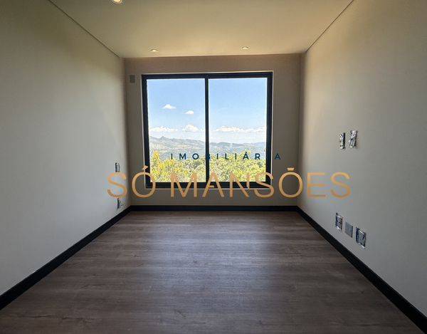 CASA DE 514m² À VENDA NO CONDOMÍNIO MIRANTE DA MATA.