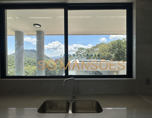 CASA DE 514m² À VENDA NO CONDOMÍNIO MIRANTE DA MATA.