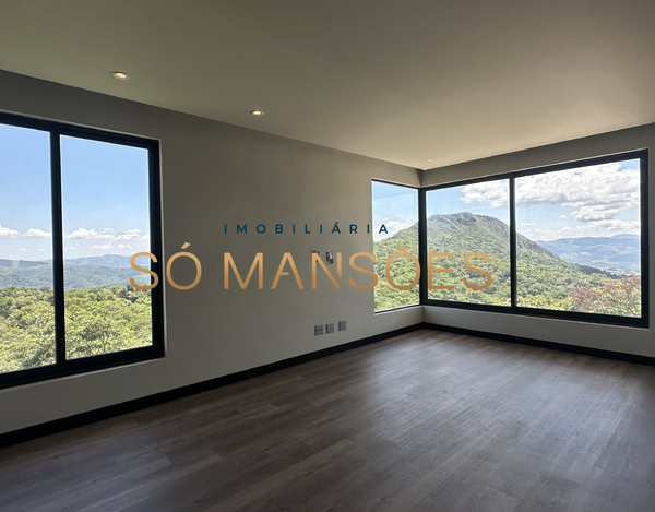 CASA DE 514m² À VENDA NO CONDOMÍNIO MIRANTE DA MATA.