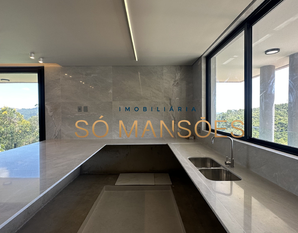 CASA DE 514m² À VENDA NO CONDOMÍNIO MIRANTE DA MATA.