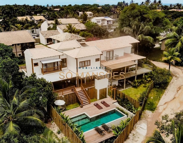 Linda casa à venda no Outeiro das Brisas - Trancoso/BA.