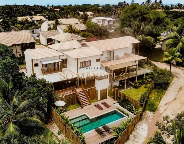 Casa Espaçosa de 186 m² à Venda com 4 Suítes e 1 Vaga no Condomínio Outeiro das Brisas - Bahia, Trancoso - BA