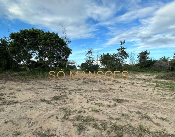 Lote de 2.321 m² à Venda com Vista para o Mar no Condomínio Fazenda Rio da Barra, Trancoso - BA