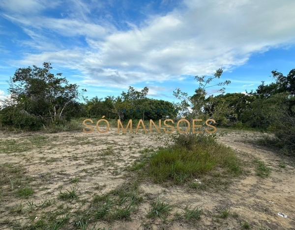 Lote de 2.321 m² à Venda com Vista para o Mar no Condomínio Fazenda Rio da Barra, Trancoso - BA