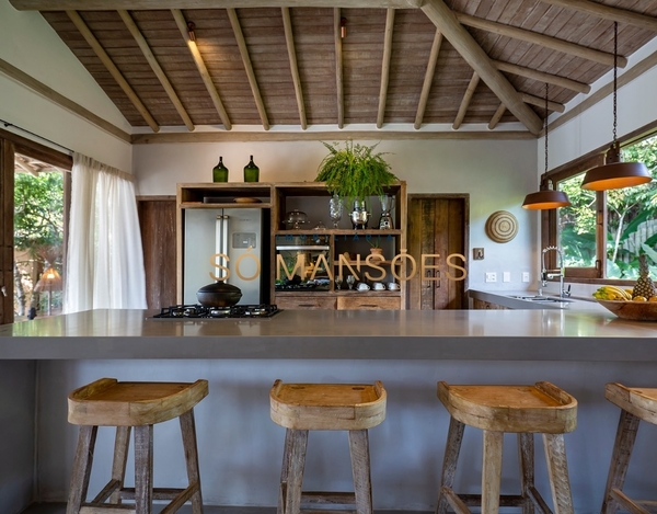 Casa de 299m² à venda no condomínio Vale de Trancoso - Trancoso/BA. 