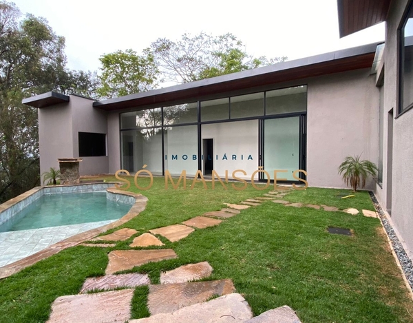 LINDA CASA A VENDA NO QUINTAS DO SOL UM DOS MELHORES E MAIS DESEJADOS CONDOMÍNIOS DE NOVA LIMA.