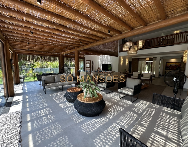 Linda casa de 459m² à venda no condomínio Altos de Trancoso - Trancoso/BA.