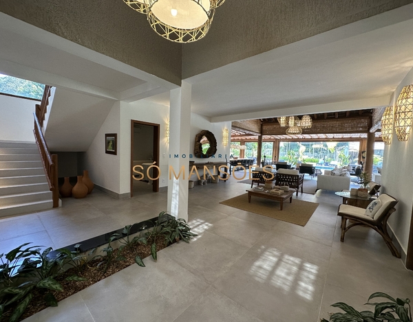 Linda casa de 459m² à venda no condomínio Altos de Trancoso - Trancoso/BA.