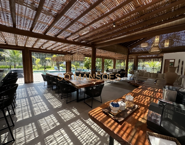 Linda casa de 459m² à venda no condomínio Altos de Trancoso - Trancoso/BA.