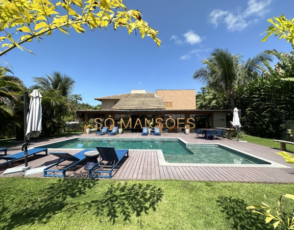 Casa de Luxo de 459 m² à Venda com 7 Suítes e 4 Vagas no Condomínio Altos de Trancoso - Bahia, Trancoso - BA