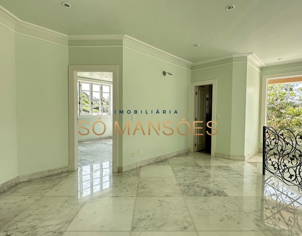CASA A VENDA NO CONDOMÍNIO VILA DEL REY / LOCALIZAÇÃO PRIVILEGIADA 