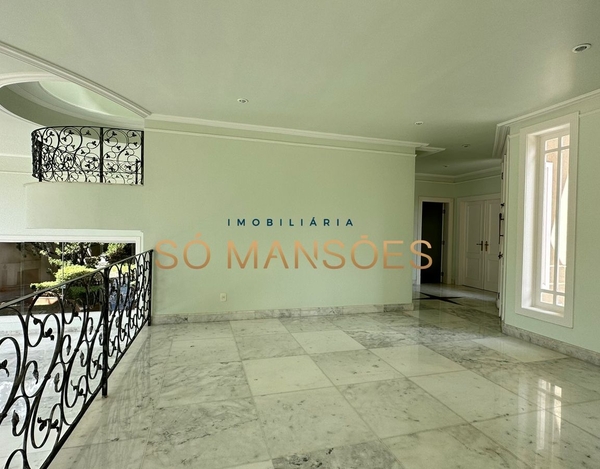 CASA A VENDA NO CONDOMÍNIO VILA DEL REY / LOCALIZAÇÃO PRIVILEGIADA 