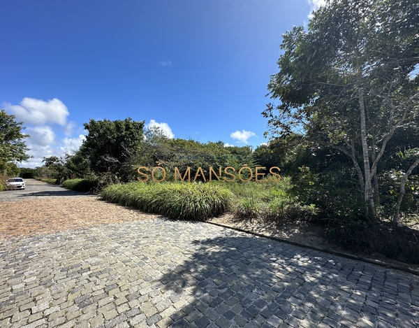 Lote plano de 250m² à venda no Outeiro das Brisas - Trancoso/BA.