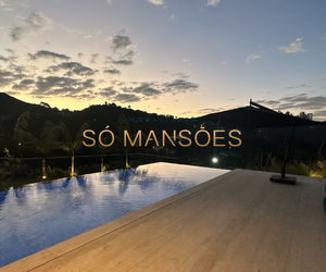 CASA COM LINDA VISTA A VENDA NO CONDOMÍNIO VALE DOS CRISTAIS.