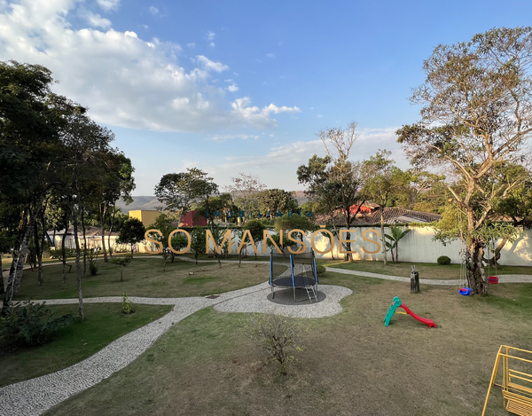 MAGNÍFICA CASA A VENDA NO CONDOMÍNIO LAGOA DO MIGUELÃO.