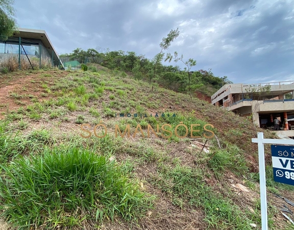 LOTE COM VISTA DEFINITIVA NO MIRANTE DA MATA .