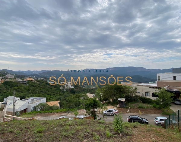 LOTE COM VISTA DEFINITIVA NO MIRANTE DA MATA .