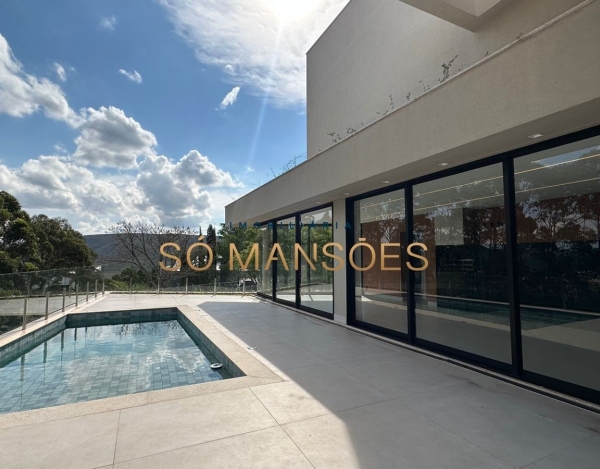 Casa Espaçosa de 454 m² à Venda com 4 Suítes e Piscina Aquecida no Alphaville - Lagoa dos Ingleses, Nova Lima - MG